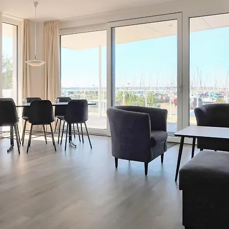 Apartment 6 Person In *